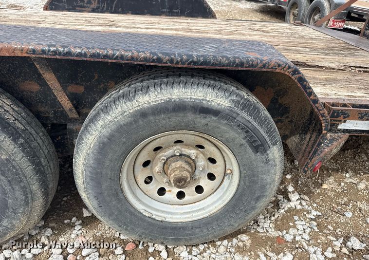 image for item DM5697 2011 Maxey Trailers equipment trailer