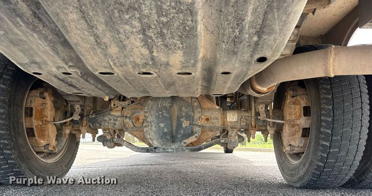 image for item DM5700 2019 Ford F450 Super Duty  Crew Cab utility / service truck