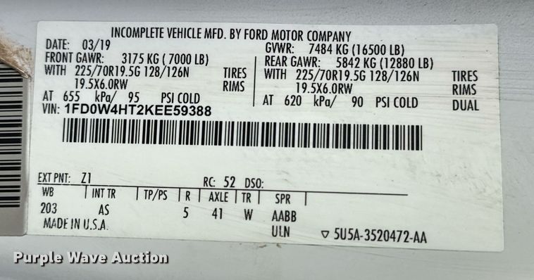 image for item DM5700 2019 Ford F450 Super Duty  Crew Cab utility / service truck