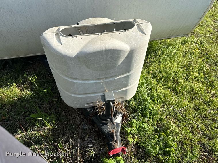 image for item DM5701 2011 Keystone Cougar camper