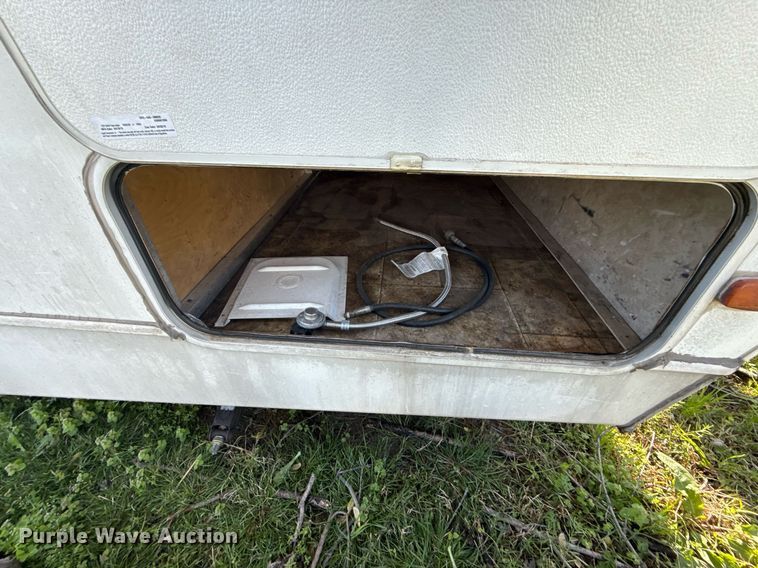 image for item DM5701 2011 Keystone Cougar camper