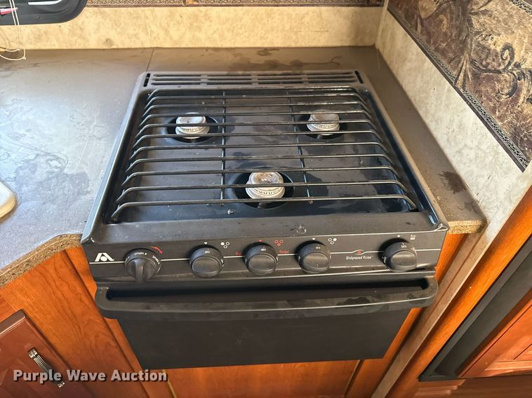 image for item DM5701 2011 Keystone Cougar camper