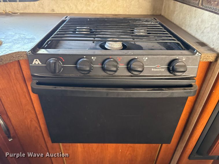 image for item DM5701 2011 Keystone Cougar camper