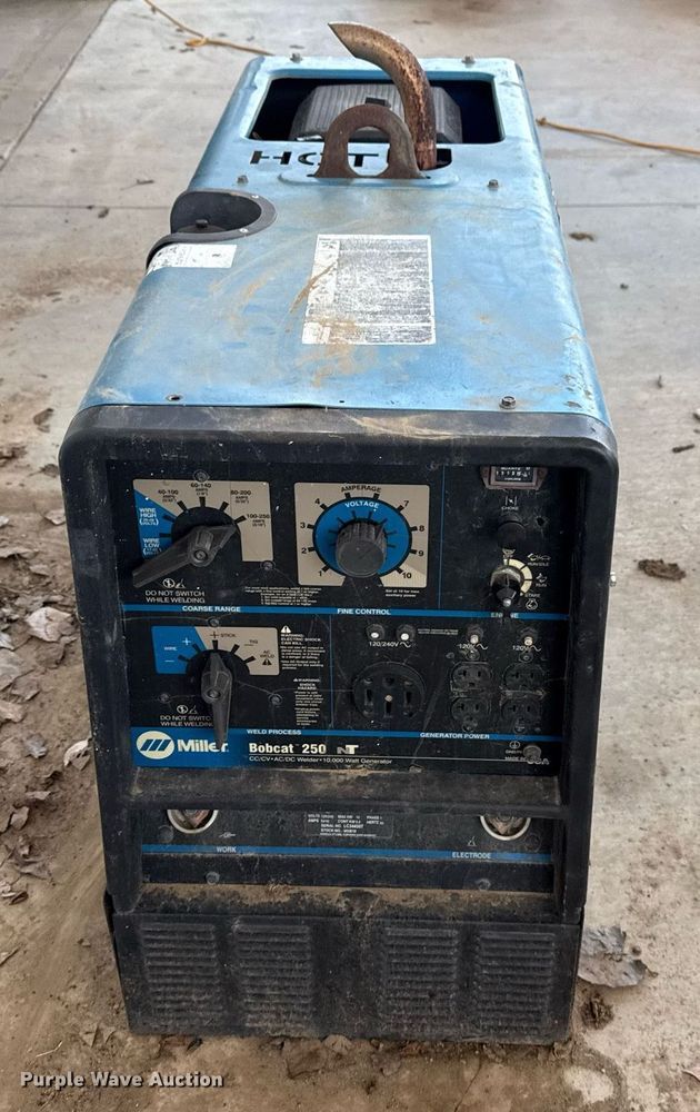 image for item DM5707 Miller Bobcat 250 NT welder/generator