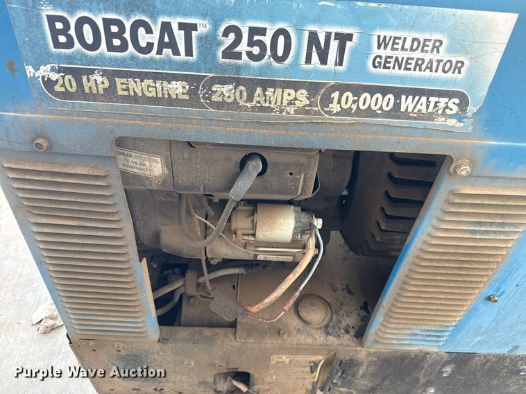 image for item DM5707 Miller Bobcat 250 NT welder/generator