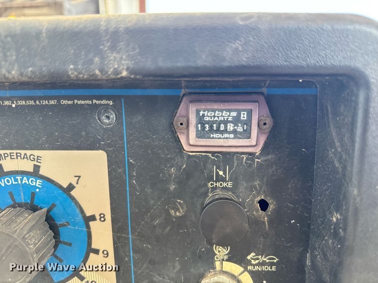 image for item DM5707 Miller Bobcat 250 NT welder/generator