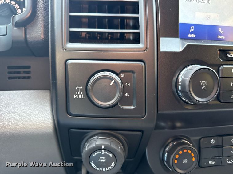 image for item DM5710 2020 Ford F150 SuperCrew pickup truck