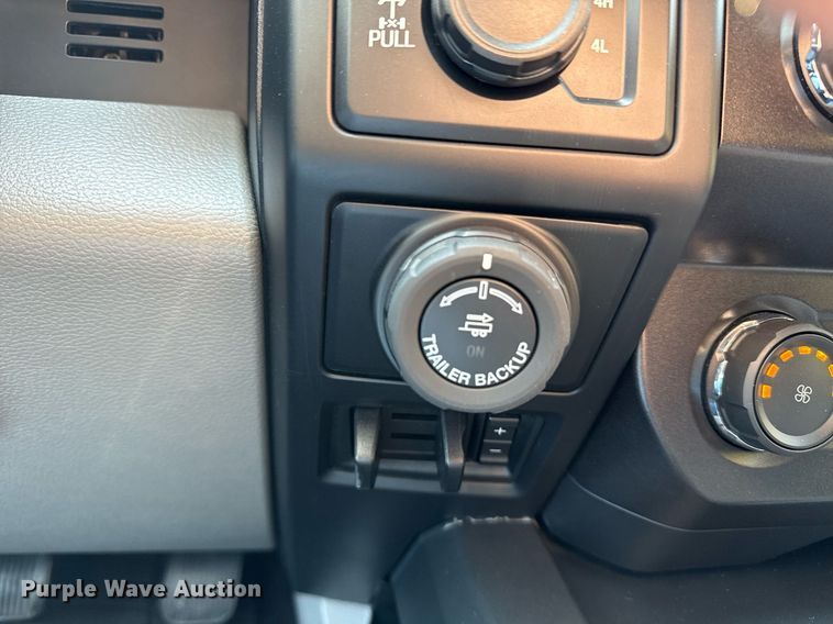 image for item DM5710 2020 Ford F150 SuperCrew pickup truck