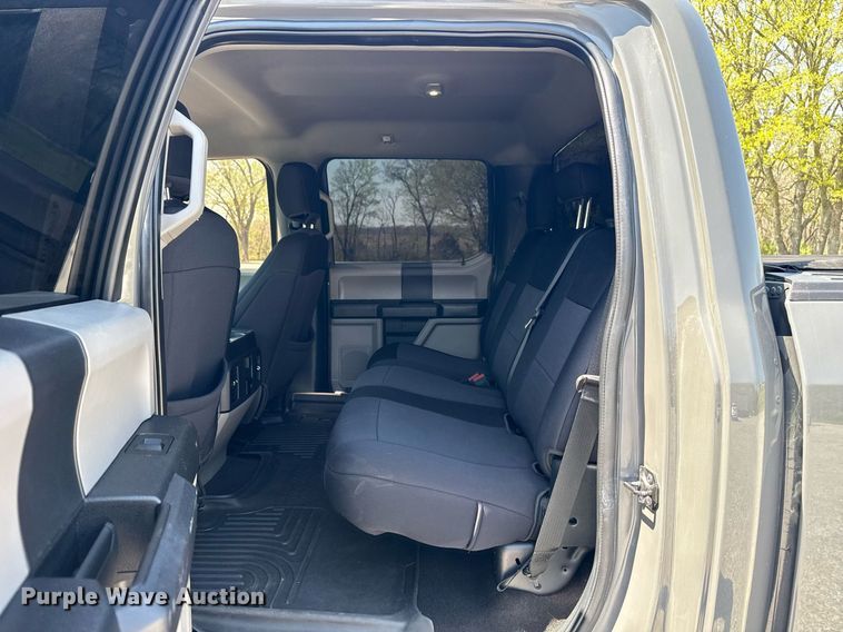 image for item DM5710 2020 Ford F150 SuperCrew pickup truck