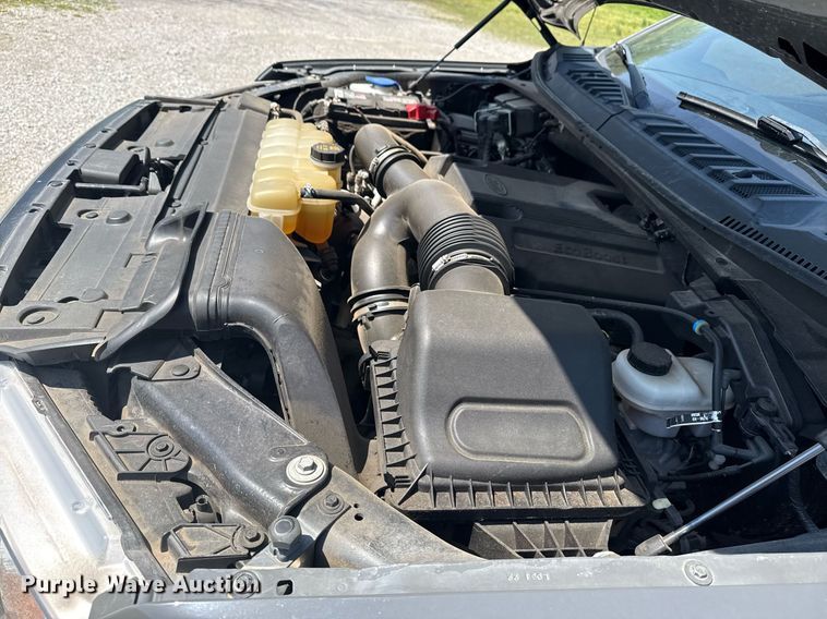 image for item DM5710 2020 Ford F150 SuperCrew pickup truck