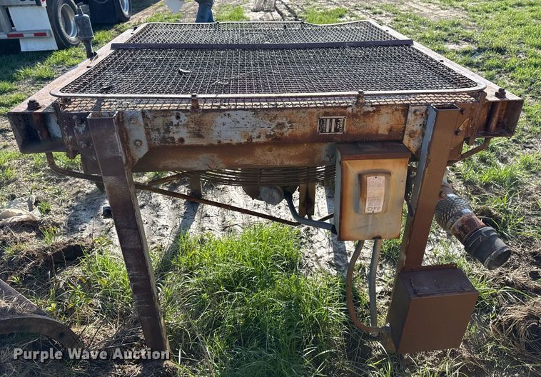 image for item DM5713 Caterpillar D379 power unit