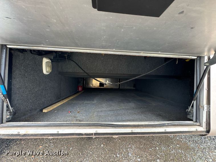 image for item DO0743 1999 Tiffin Motor Homes Allegro Bus RV