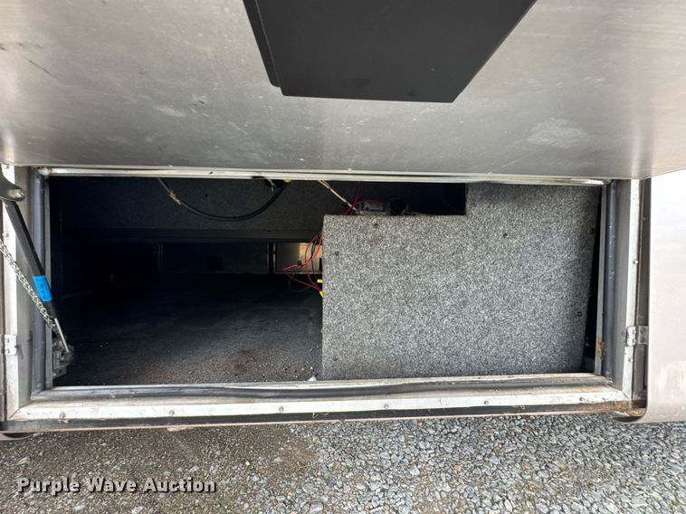 image for item DO0743 1999 Tiffin Motor Homes Allegro Bus RV