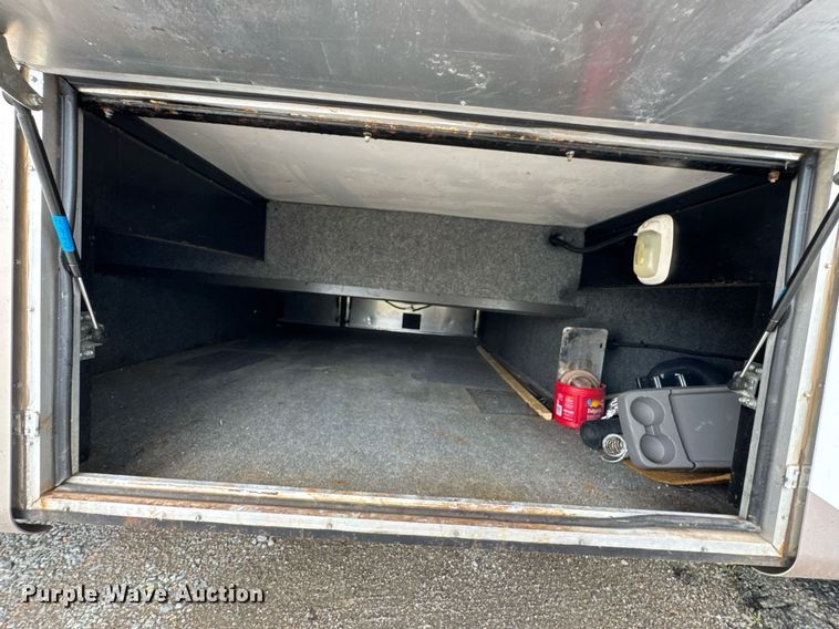 image for item DO0743 1999 Tiffin Motor Homes Allegro Bus RV