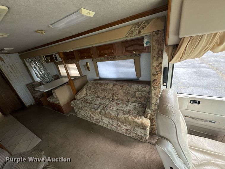 image for item DO0743 1999 Tiffin Motor Homes Allegro Bus RV