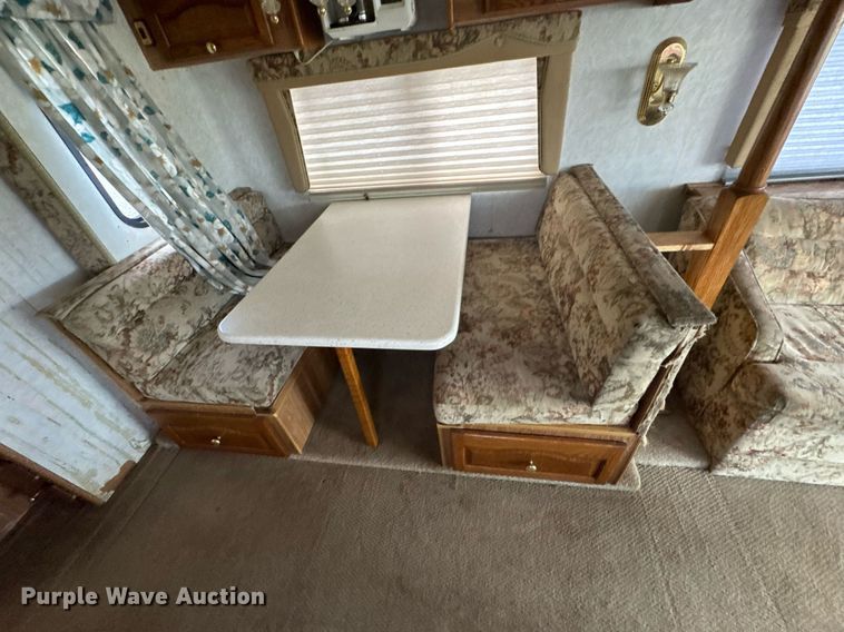 image for item DO0743 1999 Tiffin Motor Homes Allegro Bus RV