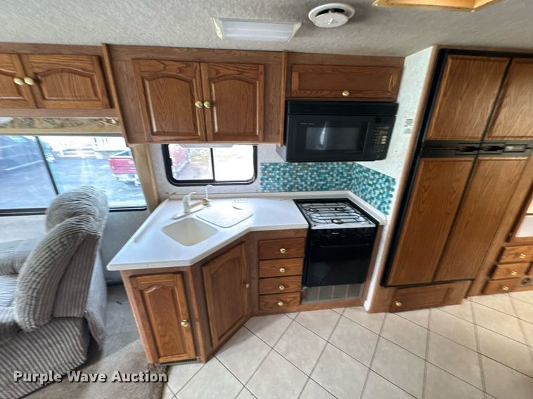 image for item DO0743 1999 Tiffin Motor Homes Allegro Bus RV