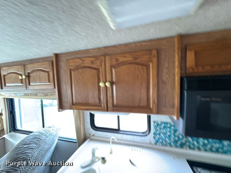 image for item DO0743 1999 Tiffin Motor Homes Allegro Bus RV