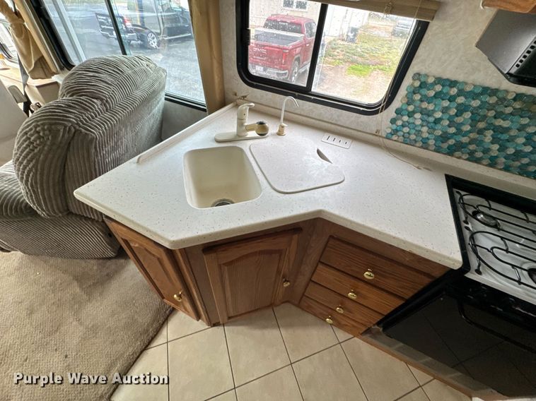 image for item DO0743 1999 Tiffin Motor Homes Allegro Bus RV