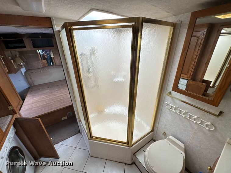 image for item DO0743 1999 Tiffin Motor Homes Allegro Bus RV