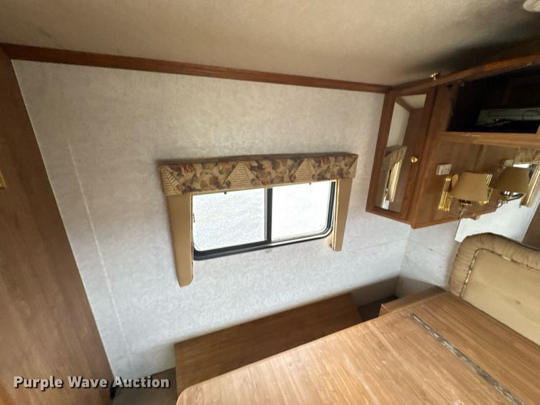 image for item DO0743 1999 Tiffin Motor Homes Allegro Bus RV