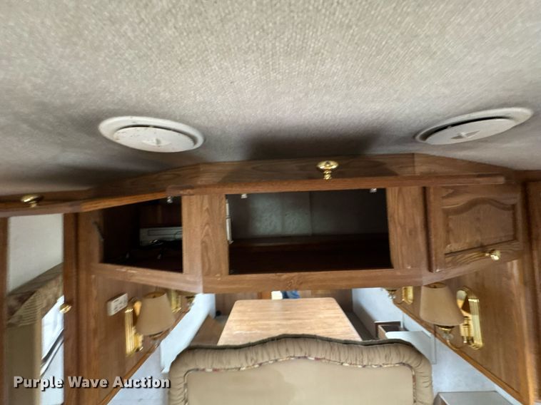 image for item DO0743 1999 Tiffin Motor Homes Allegro Bus RV