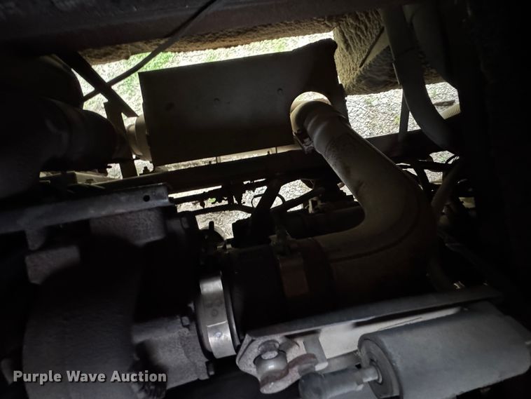 image for item DO0743 1999 Tiffin Motor Homes Allegro Bus RV