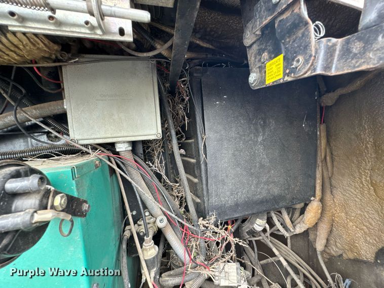 image for item DO0743 1999 Tiffin Motor Homes Allegro Bus RV