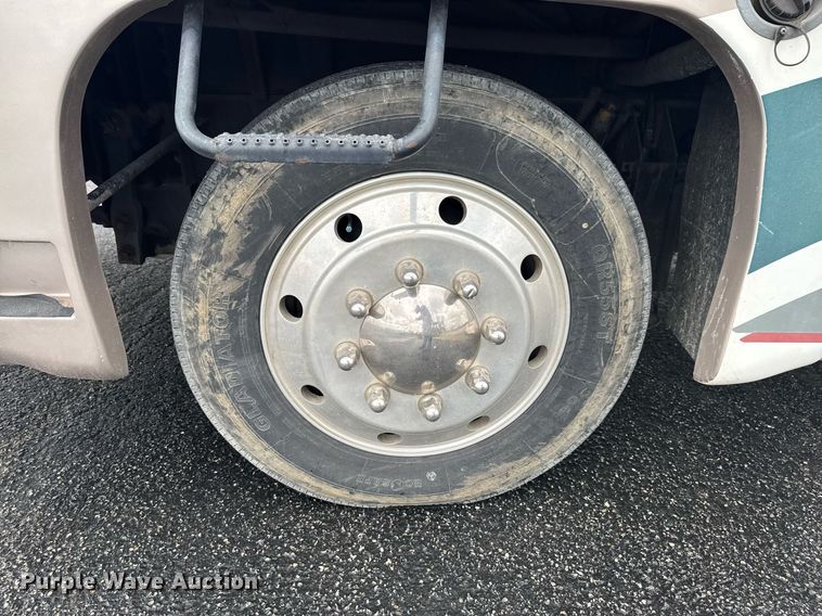 image for item DO0743 1999 Tiffin Motor Homes Allegro Bus RV