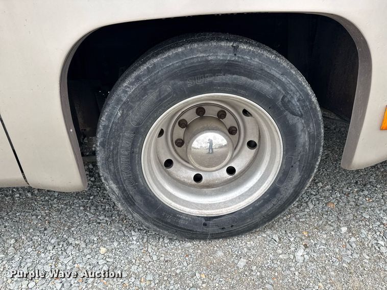 image for item DO0743 1999 Tiffin Motor Homes Allegro Bus RV