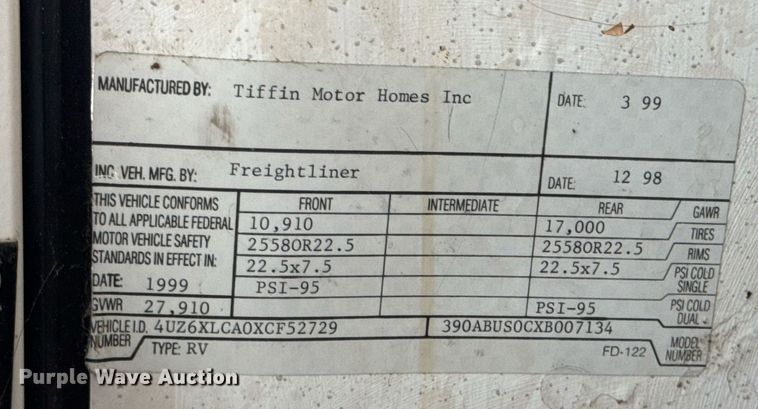 image for item DO0743 1999 Tiffin Motor Homes Allegro Bus RV