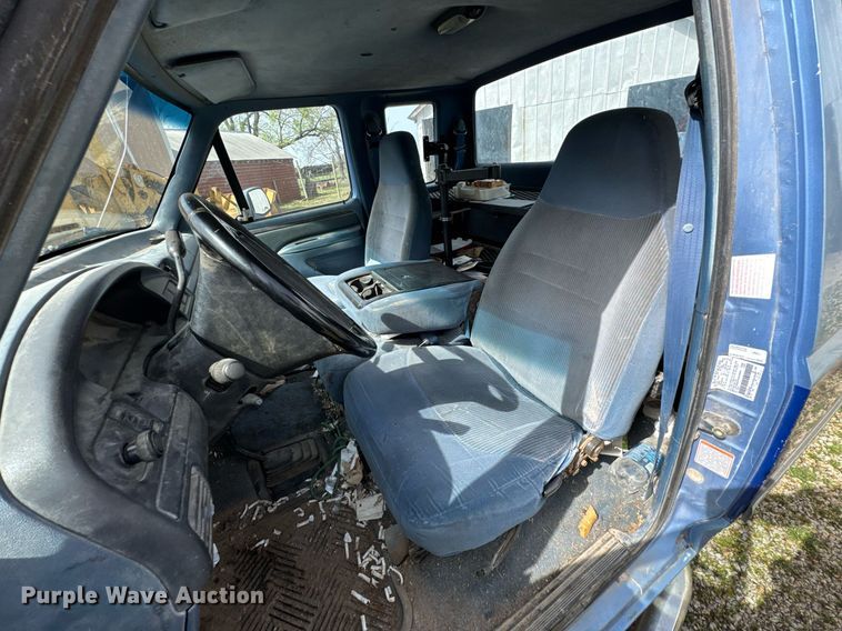 image for item DO0783 1997 Ford F250 SuperCab pickup truck