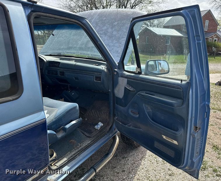 image for item DO0783 1997 Ford F250 SuperCab pickup truck