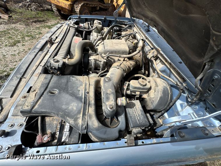 image for item DO0783 1997 Ford F250 SuperCab pickup truck