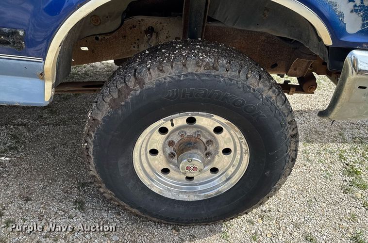 image for item DO0783 1997 Ford F250 SuperCab pickup truck