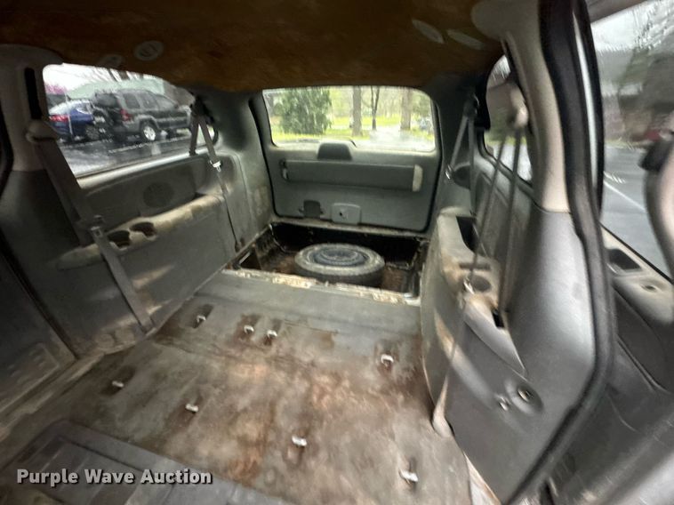 image for item DO0787 2005 Chrysler Town & Country LX van