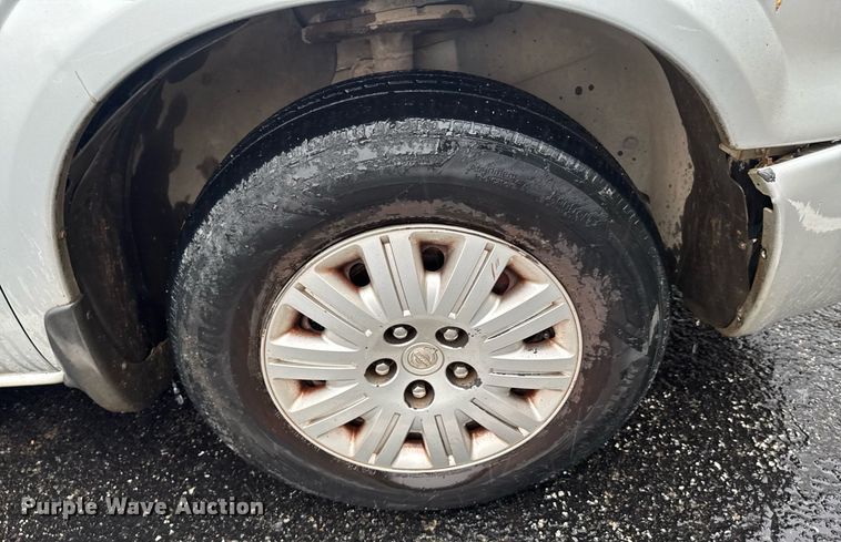 image for item DO0787 2005 Chrysler Town & Country LX van