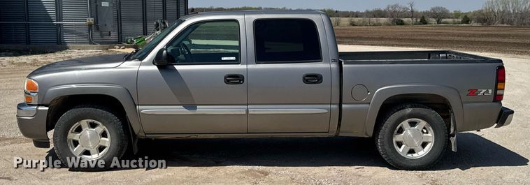 image for item DO0806 2006 GMC Sierra 1500 SLT Crew Cab pickup truck
