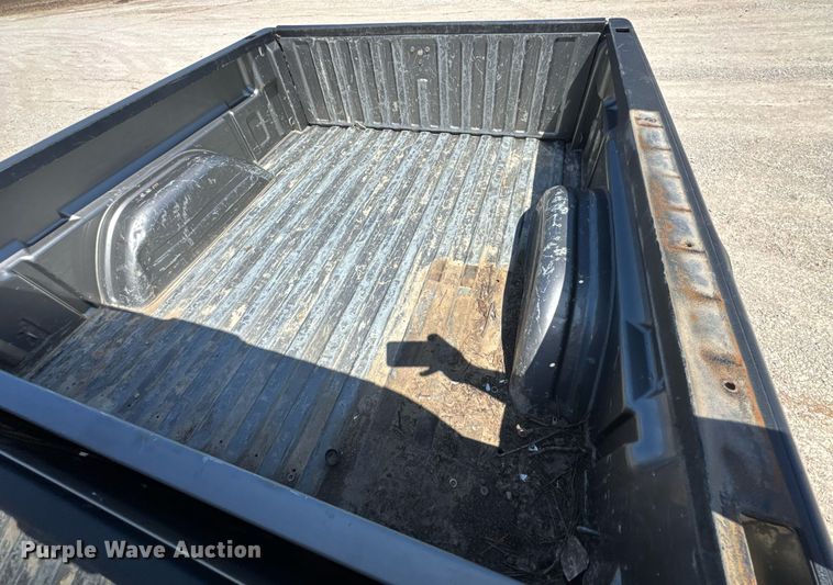 image for item DO0806 2006 GMC Sierra 1500 SLT Crew Cab pickup truck