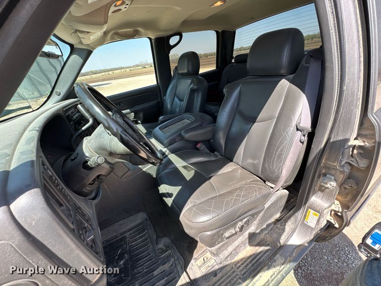 image for item DO0806 2006 GMC Sierra 1500 SLT Crew Cab pickup truck