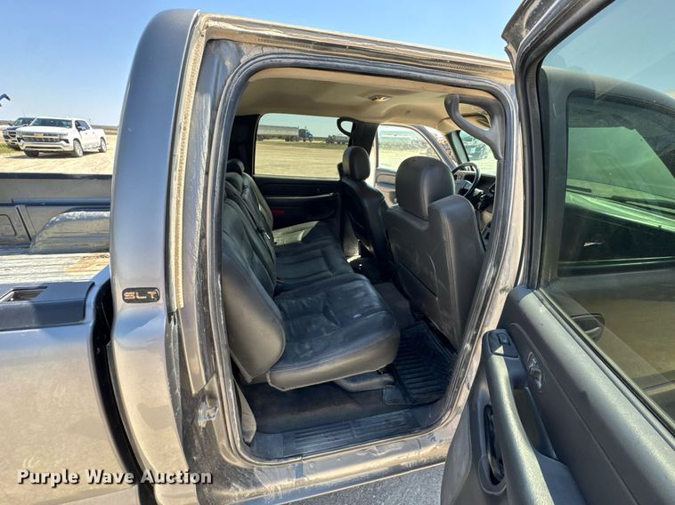 image for item DO0806 2006 GMC Sierra 1500 SLT Crew Cab pickup truck