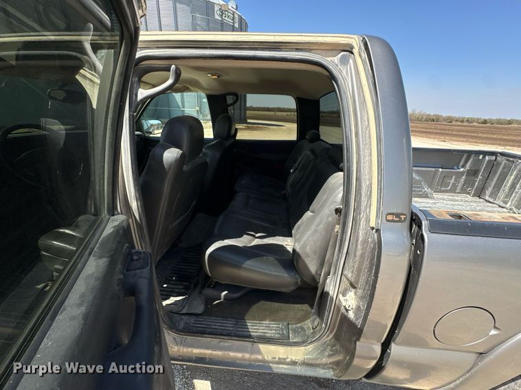 image for item DO0806 2006 GMC Sierra 1500 SLT Crew Cab pickup truck