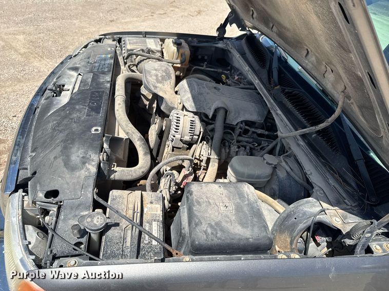 image for item DO0806 2006 GMC Sierra 1500 SLT Crew Cab pickup truck