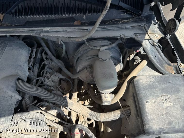 image for item DO0806 2006 GMC Sierra 1500 SLT Crew Cab pickup truck