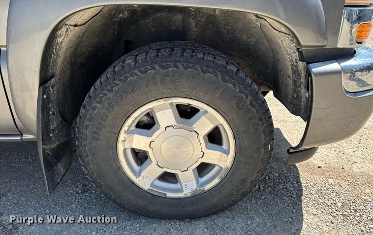 image for item DO0806 2006 GMC Sierra 1500 SLT Crew Cab pickup truck