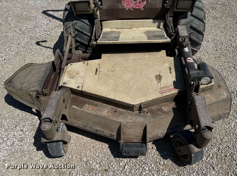 image for item DO0809 2007 Grasshopper 723K H2 lawn mower