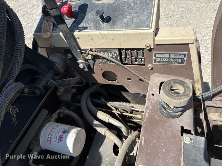 image for item DO0809 2007 Grasshopper 723K H2 lawn mower