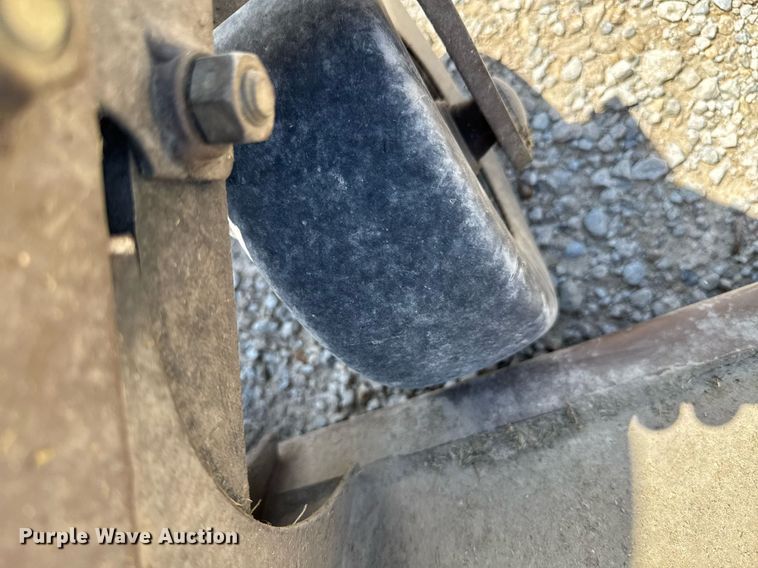 image for item DO0809 2007 Grasshopper 723K H2 lawn mower