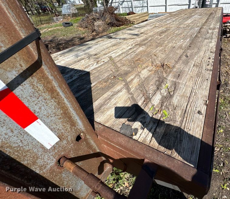 image for item DO0823 1988 Trailmann flatbed trailer