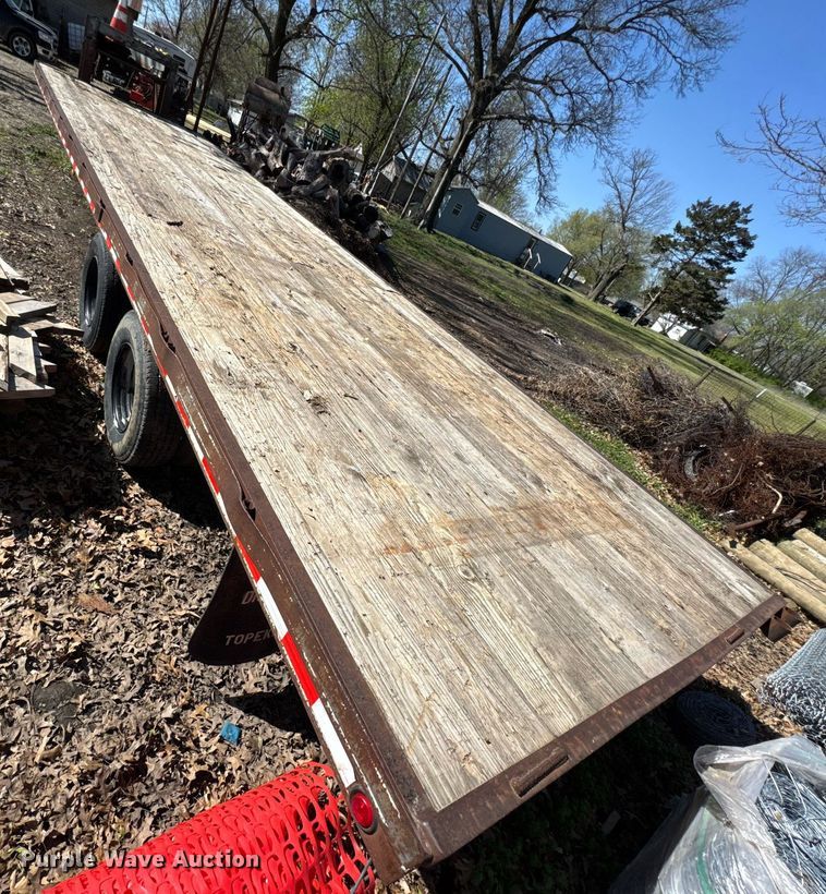 image for item DO0823 1988 Trailmann flatbed trailer
